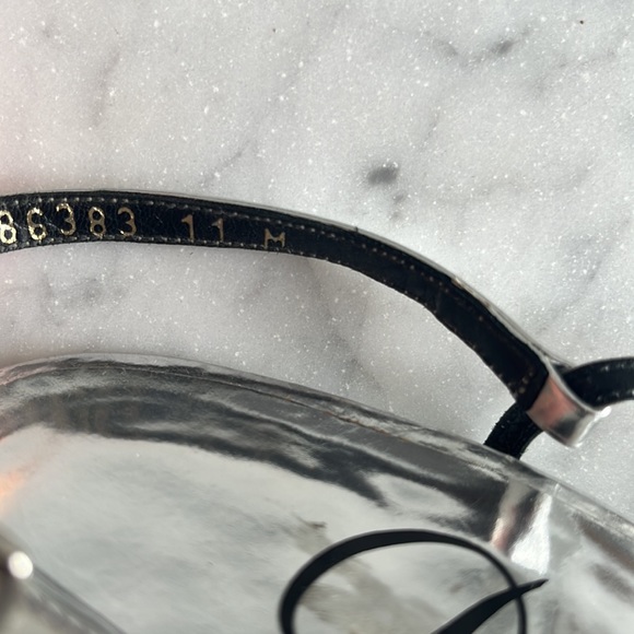 Delman silver metallic sandals - Picture 4 of 8